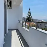 White House Dami Apartmán