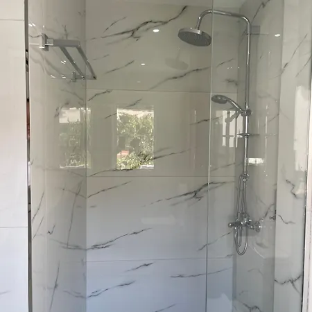 Apartament White House Dami